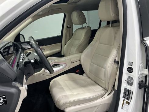 Used 2020 Mercedes-Benz GLS 450 4MATIC image 19