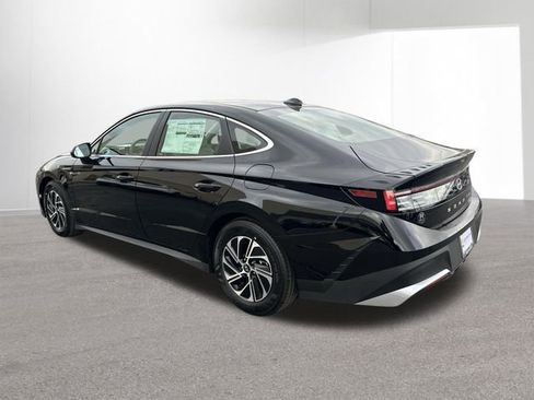 New 2026 Hyundai Sonata Blue FWD image 38