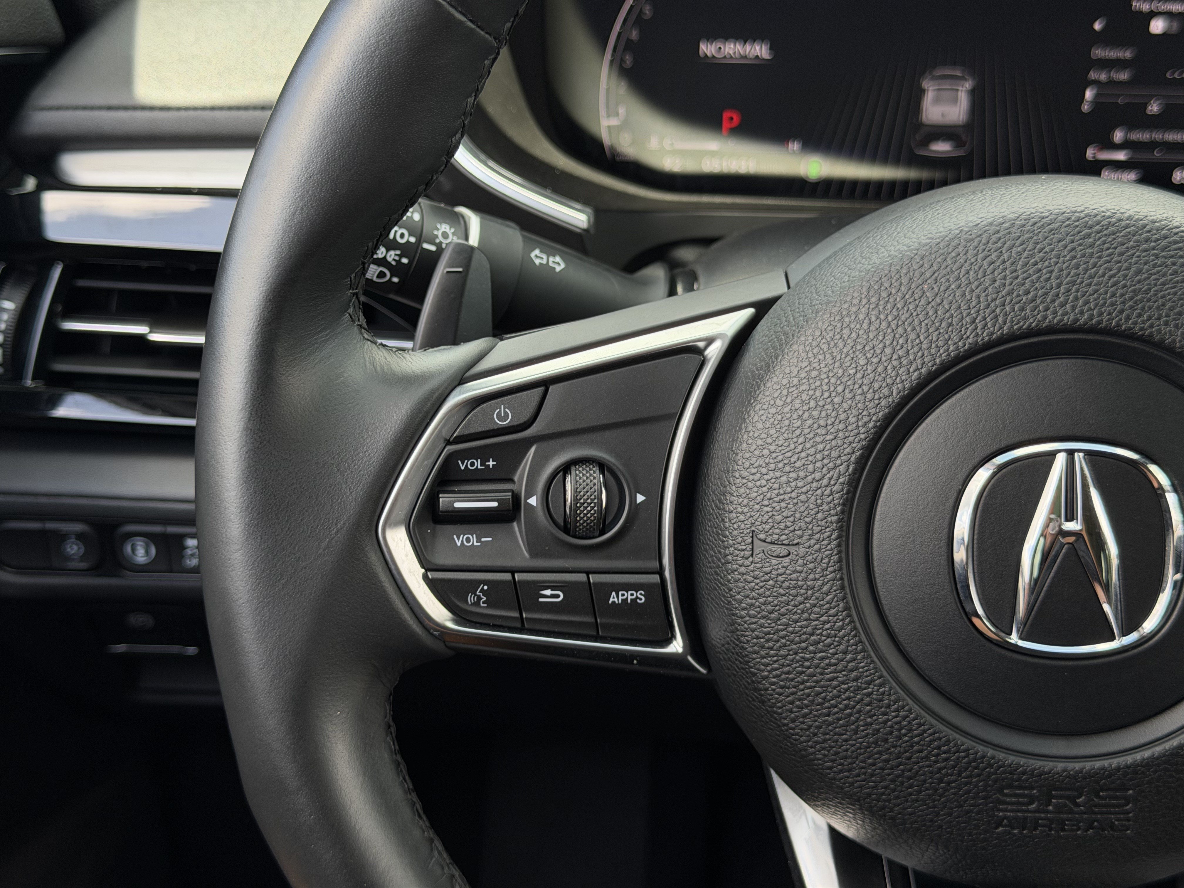 Used 2024 Acura MDX w/ Technology Package FWD image 18