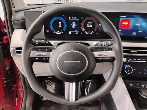 Used 2025 Hyundai Tucson SEL image 16