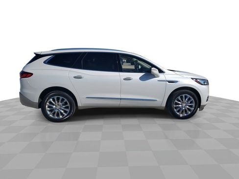 Used 2021 Buick Enclave Premium w/ Sun and Sites Package image 9