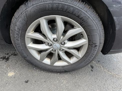 Used 2019 Kia Sedona EX FWD image 34