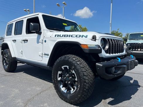Used 2024 Jeep Wrangler Unlimited Rubicon 4xe AWD/4WD image 67