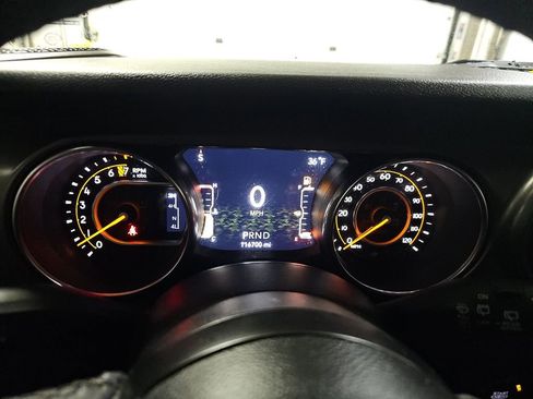 Used 2022 Jeep Wrangler Unlimited Sport w/ Sun And Sound Package image 12