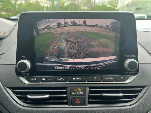 Used 2020 Nissan Altima 2.5 SR w/ Premium Package AWD/4WD image 17