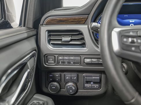 Used 2024 Chevrolet Tahoe Premier image 18