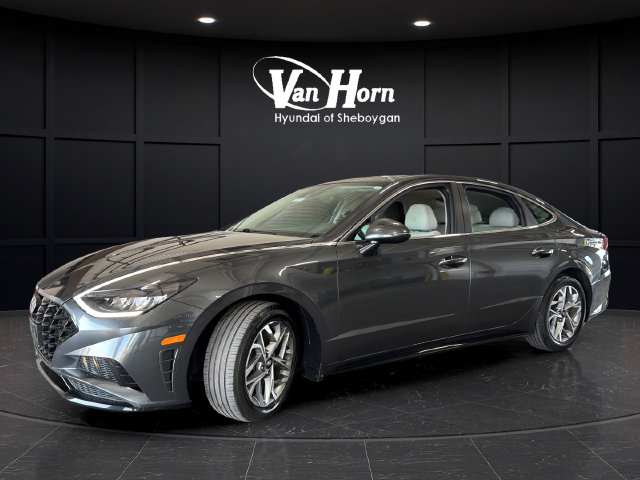 Used 2023 Hyundai Sonata SEL w/ Convenience Package FWD image 3