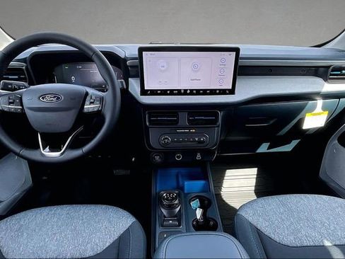 New 2026 Ford Maverick XLT FWD image 5