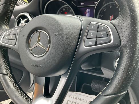Used 2018 Mercedes-Benz GLA 250 4MATIC image 27
