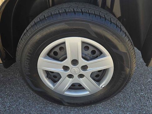 Used 2006 Chevrolet Equinox LS image 24