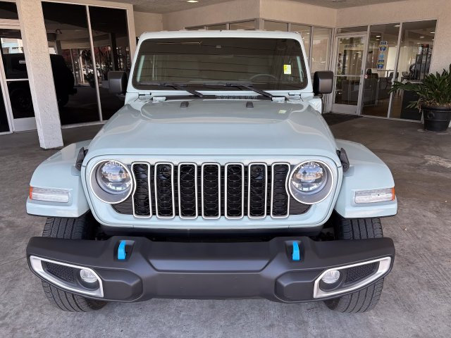 Used 2024 Jeep Wrangler Unlimited Sahara AWD/4WD image 10