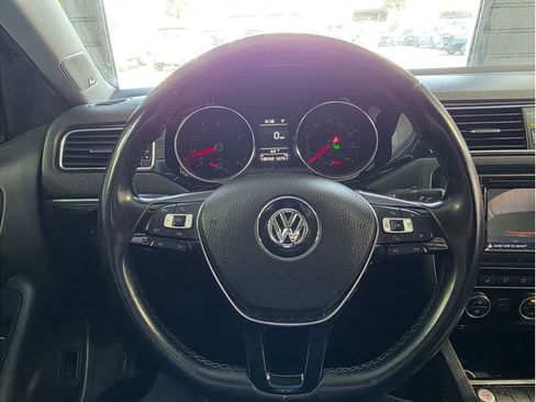 Used 2016 Volkswagen Jetta SEL Premium w/ Lighting Package image 26