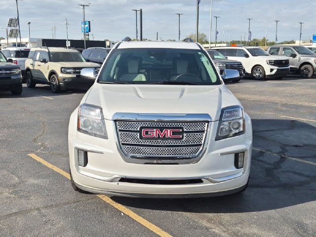 Used 2016 GMC Terrain Denali FWD image 2