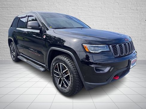 Used 2021 Jeep Grand Cherokee Trailhawk w/ Trailhawk Luxury Group AWD/4WD image 3