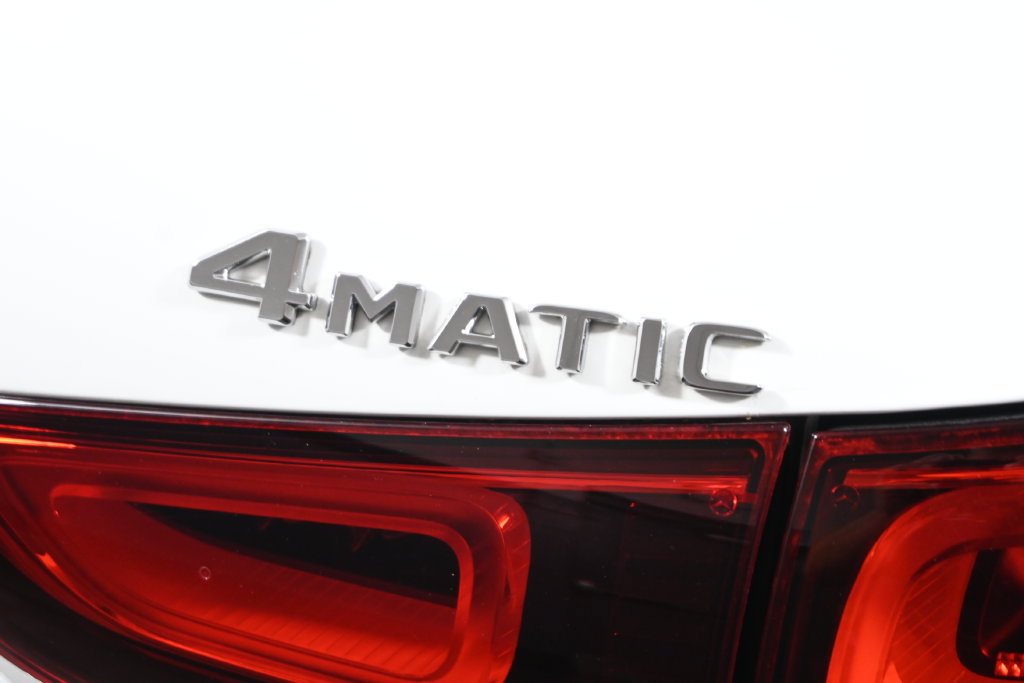 Certified 2023 Mercedes-Benz GLA 250 4MATIC image 39