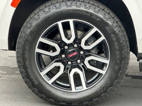 Used 2023 GMC Yukon XL AT4 w/ AT4 Premium Package image 42