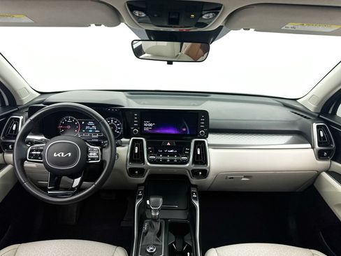 Used 2023 Kia Sorento S w/ Panoramic Sunroof Package FWD image 23
