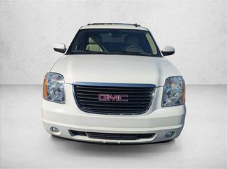 Used 2014 GMC Yukon SLE video 2