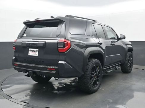 New 2026 Toyota 4Runner SR5 RWD image 19