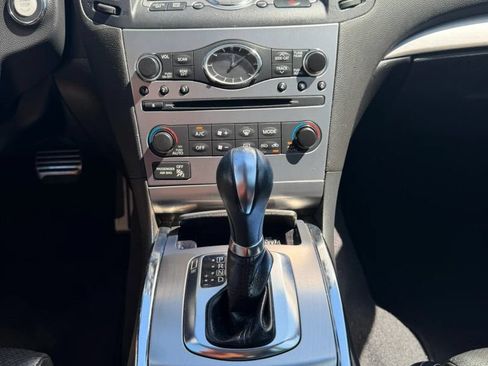 Used 2010 INFINITI G37 Journey w/ Premium Pkg RWD image 28