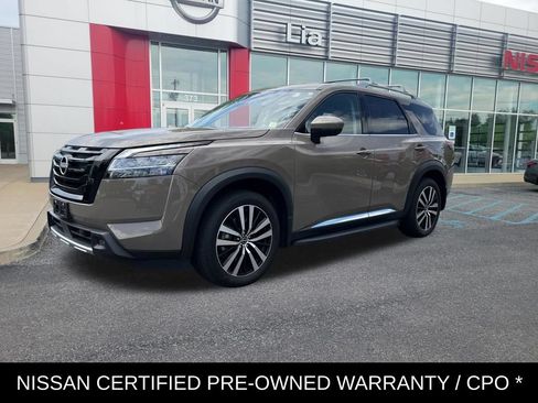 Certified 2024 Nissan Pathfinder Platinum w/ Lighting Package (N93) AWD/4WD image 10