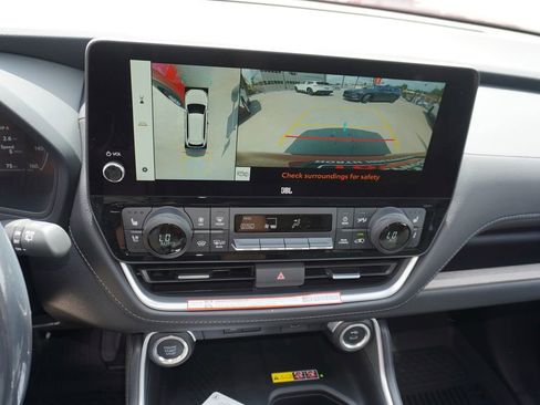 New 2026 Toyota Grand Highlander FWD image 14