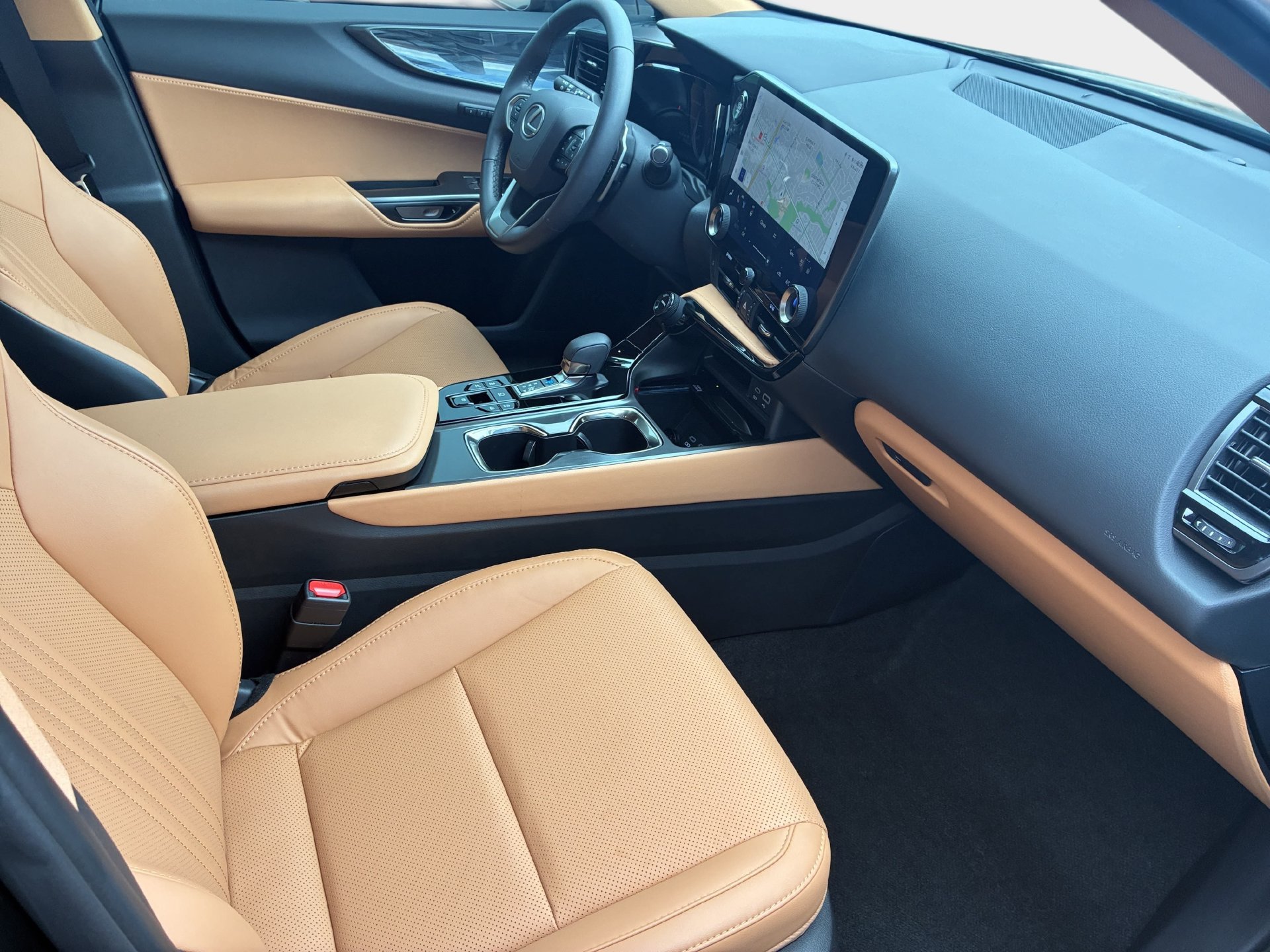 Used 2025 Lexus NX 350 AWD w/ Cold Area Package image 10