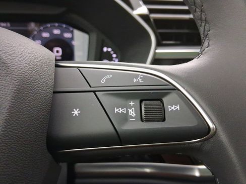 New 2025 Audi Q3 2.0T Premium w/ Convenience Package image 21