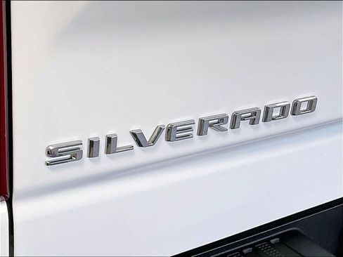 Used 2024 Chevrolet Silverado 1500 LT AWD/4WD image 27