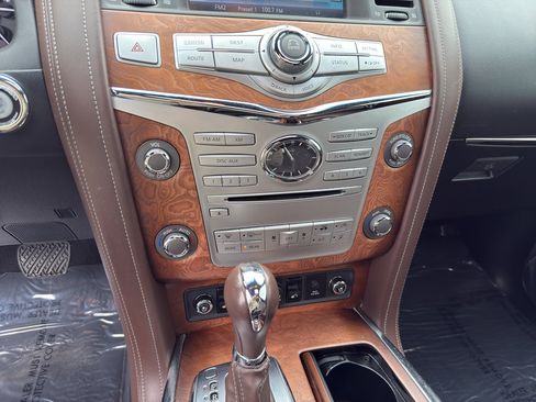 Used 2017 INFINITI QX80 Limited w/ All Season Package image 22