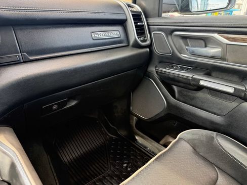 Used 2019 RAM 1500 Laramie AWD/4WD image 56