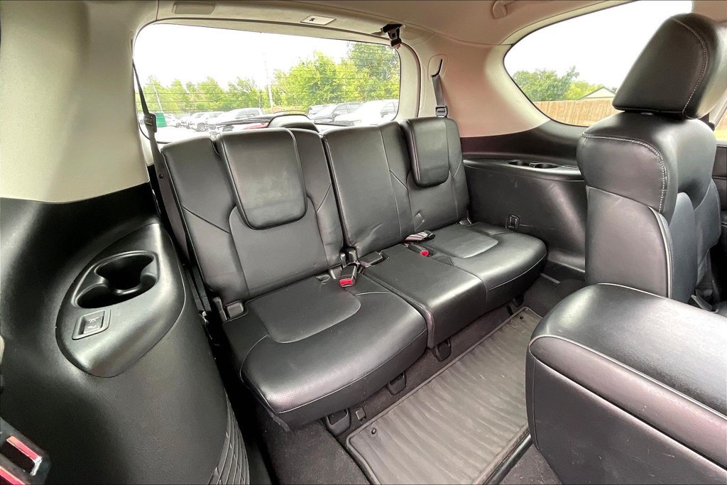 Used 2019 INFINITI QX80 Luxe RWD image 7