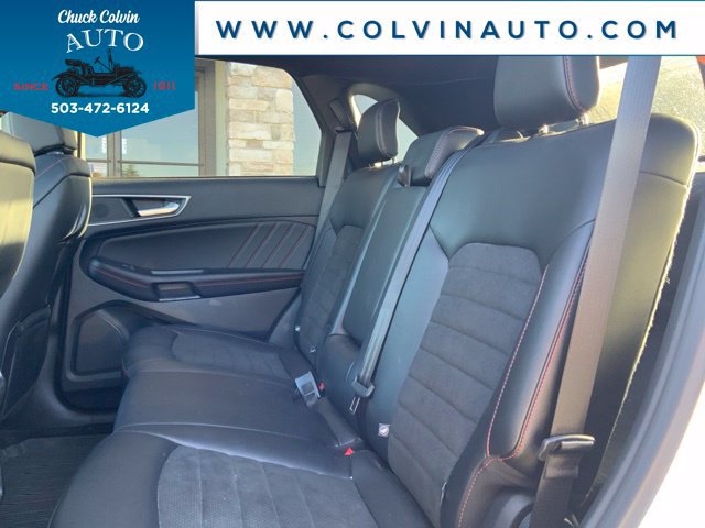 Used 2023 Ford Edge ST-Line w/ Class II Trailer Tow Package AWD/4WD image 7