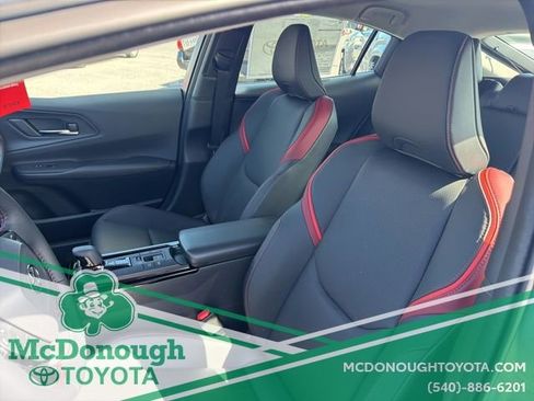 New 2026 Toyota Prius Plug-In Hybrid image 3