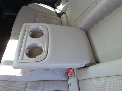 Used 2021 Subaru Outback Limited image 22