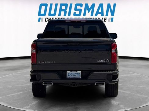 Used 2024 Chevrolet Silverado 1500 High Country w/ High Country Premium Package AWD/4WD image 5