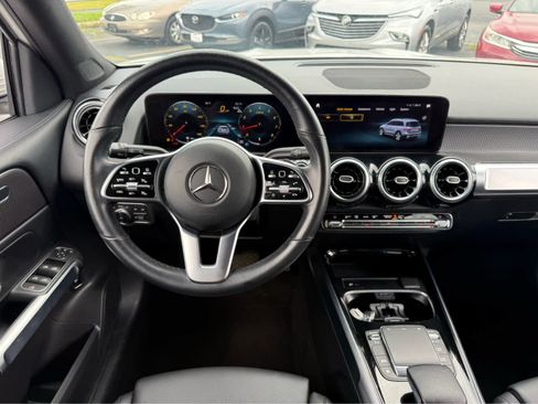 Used 2023 Mercedes-Benz GLB 250 4MATIC image 22