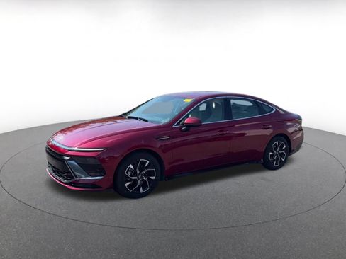 Used 2025 Hyundai Sonata SEL FWD image 7