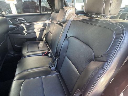 Used 2018 Ford Explorer Limited w/ Class II Trailer Tow Package image 9