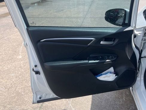 Used 2018 Honda Fit EX-L image 9