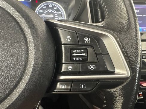 Used 2021 Subaru Forester Premium AWD/4WD image 17