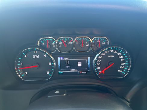 Used 2018 GMC Yukon XL SLT w/ Premium Edition AWD/4WD image 15
