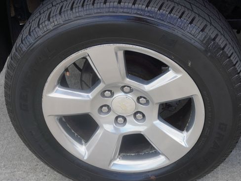 Used 2011 GMC Yukon Denali image 34