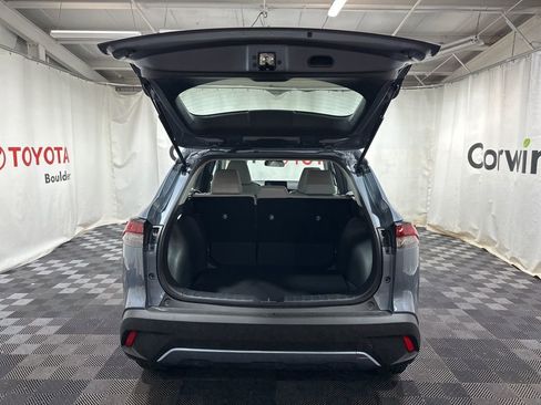 Used 2026 Toyota Corolla Cross L image 17