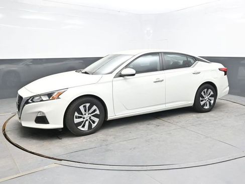 Used 2021 Nissan Altima 2.5 S FWD image 3