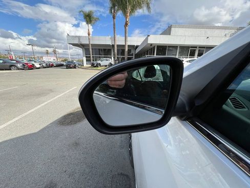 New 2025 Nissan Sentra SR image 36