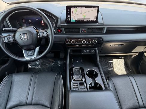 Used 2023 Honda Pilot Elite image 6