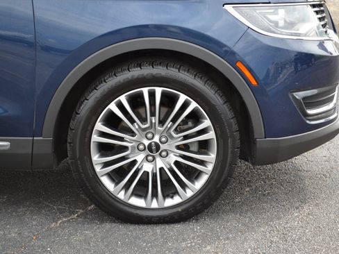 Used 2017 Lincoln MKX Reserve w/ Lincoln MKX Climate Package image 61