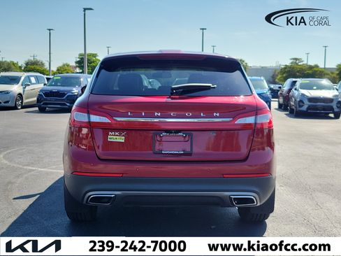 Used 2018 Lincoln MKX Select w/ Select Plus Package FWD image 5