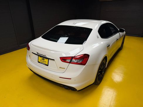 Used 2018 Maserati Ghibli S RWD image 55